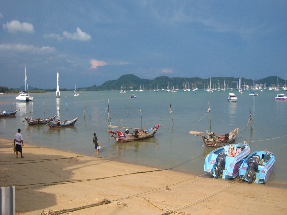 Chalong Bay