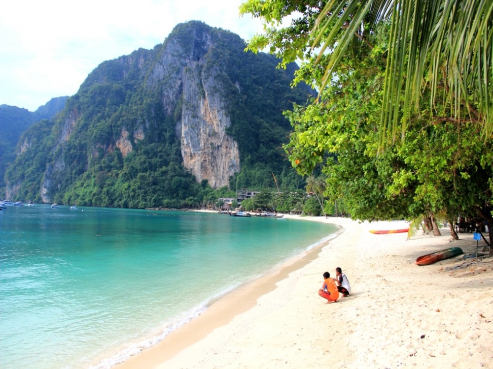 Ao Nang Beach
