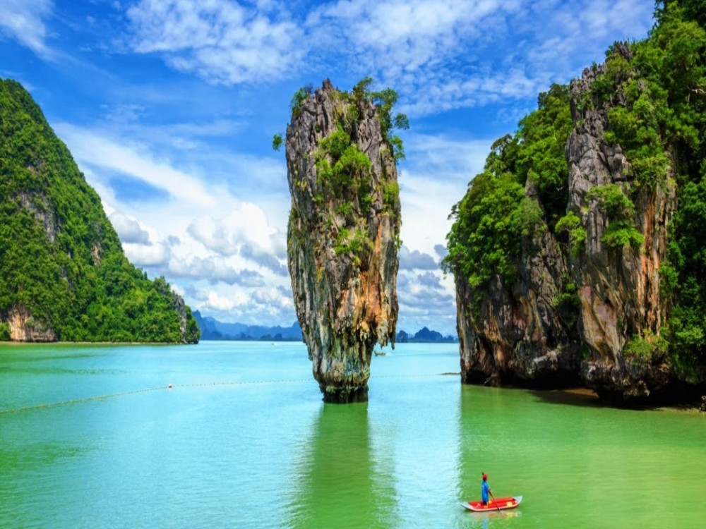 James Bond Island