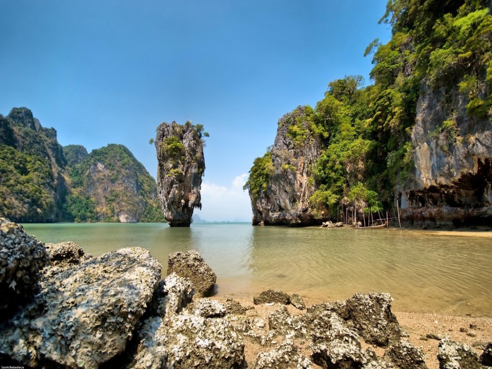 James Bond Island
