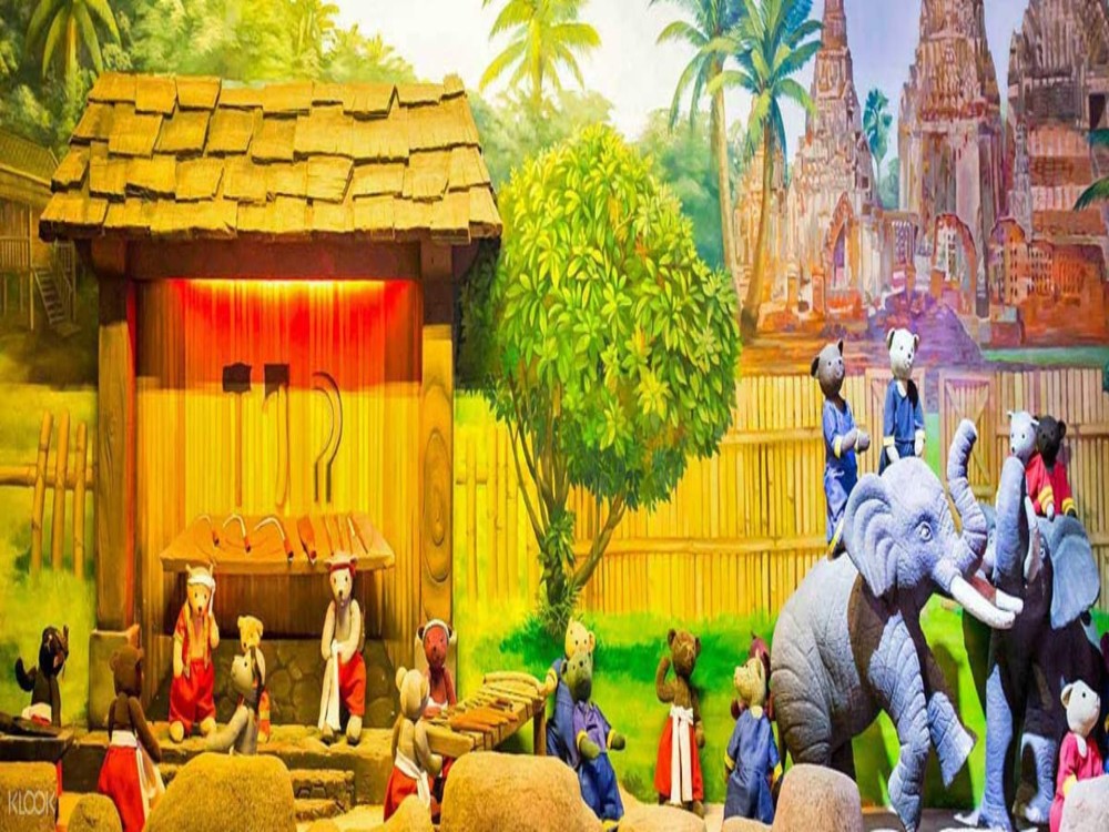  Pattaya Teddy Bear Museum