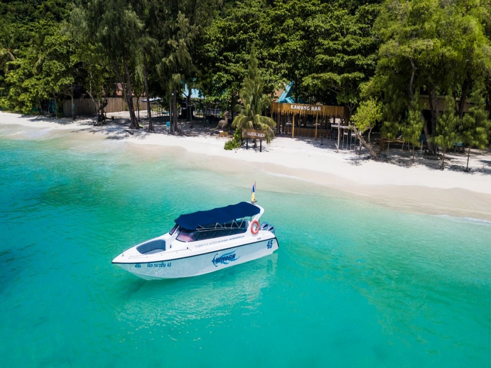 Chalong Bay