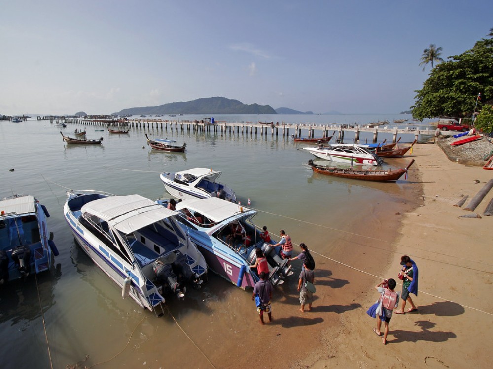 Chalong Bay