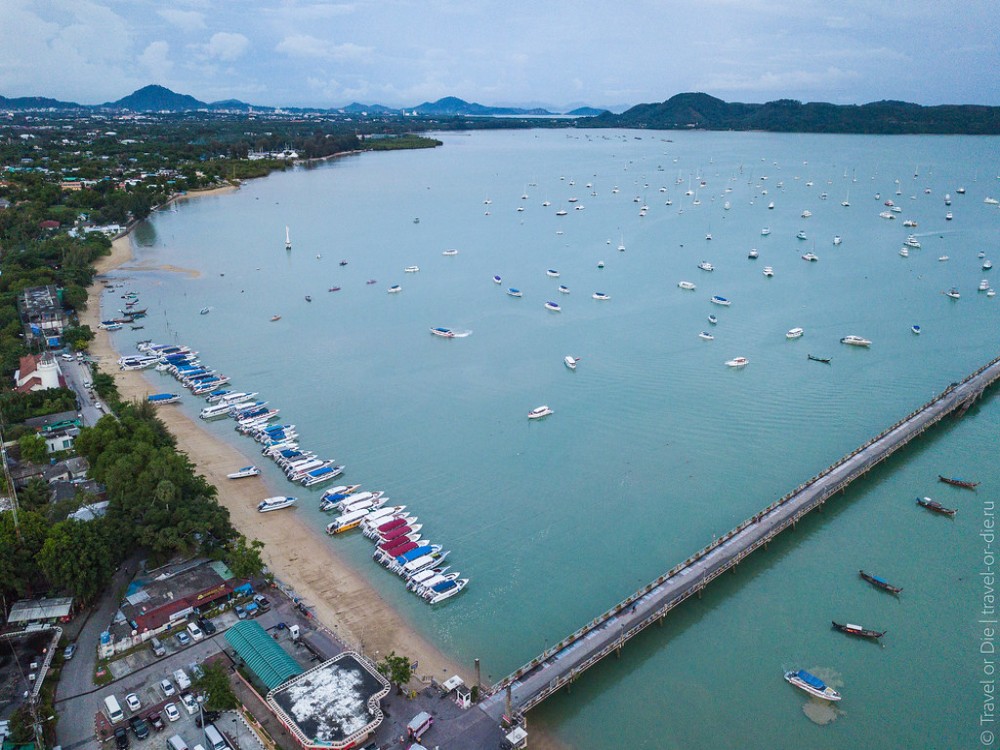 Chalong Bay