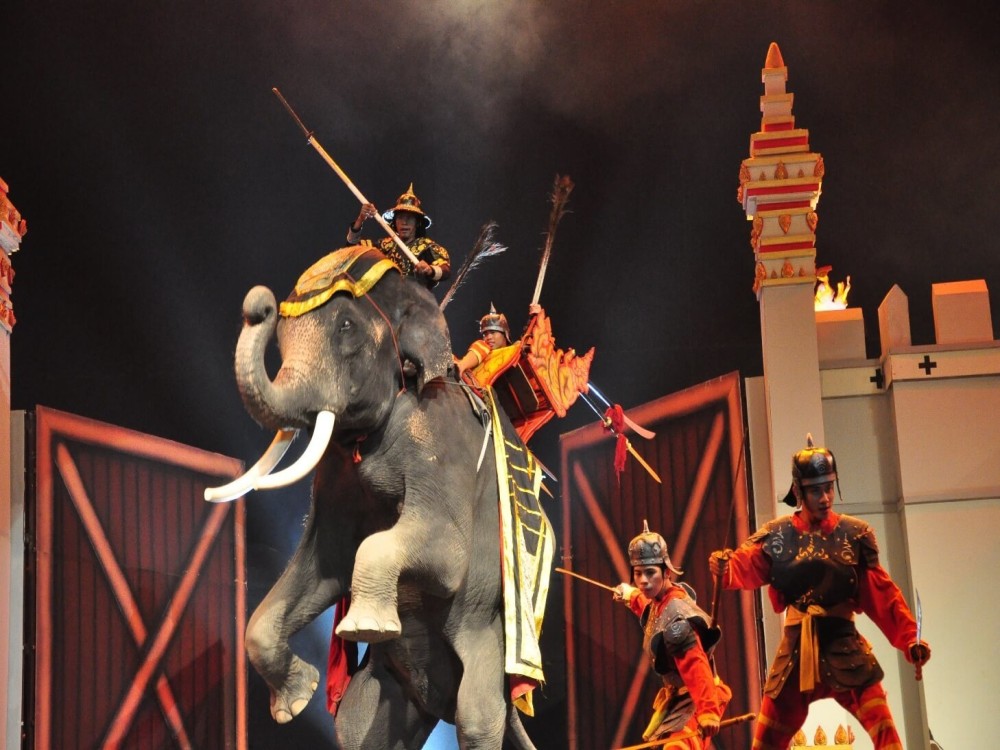 Alangkarn Show Pattaya