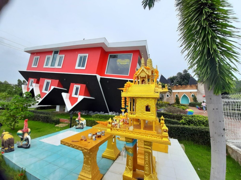 Upside Down Pattaya
