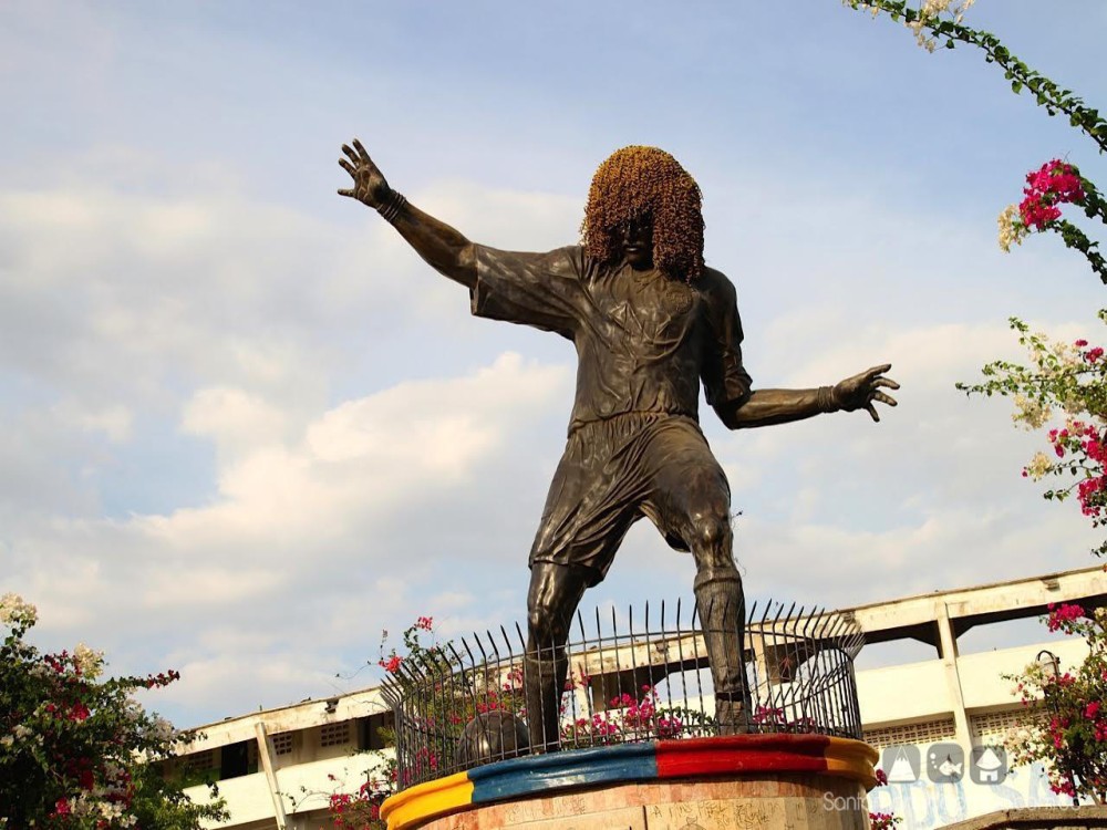 Carlos El Pibe Valderrama Statue