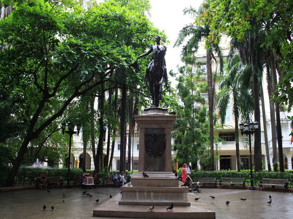 Bolivar Square