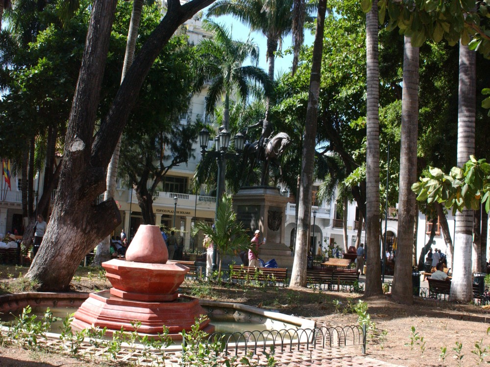 Bolivar Square