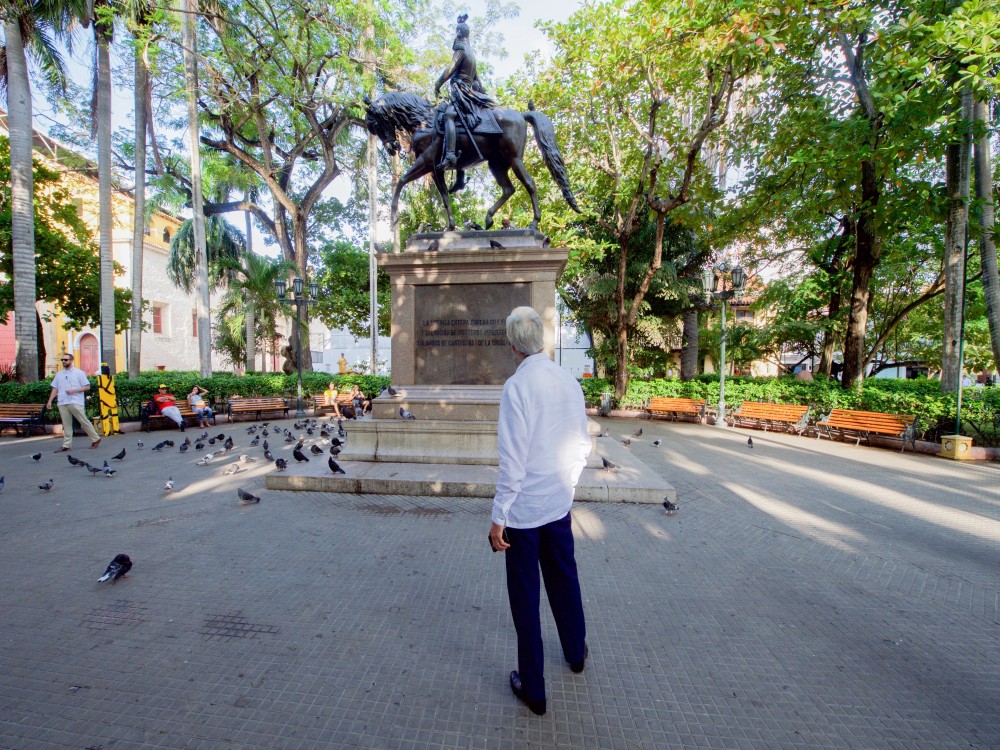 Bolivar Square