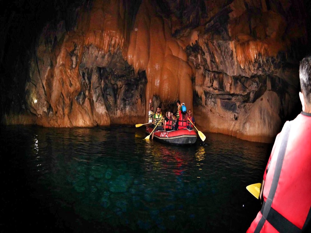 Discover Altinbesik Cave