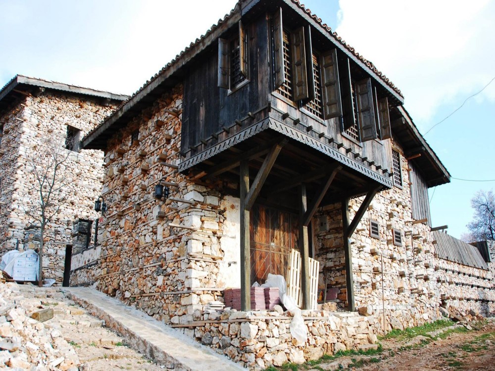 Dugmeli Evler (Button Houses)