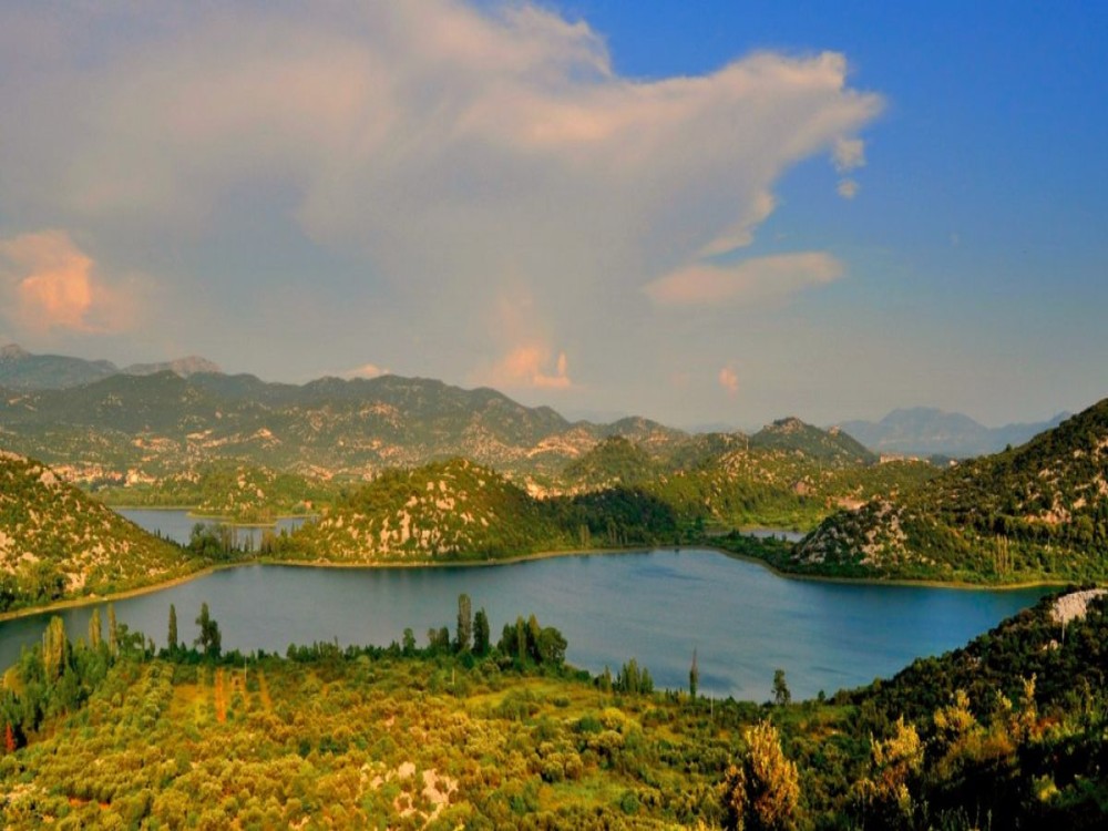 Bacina Lakes