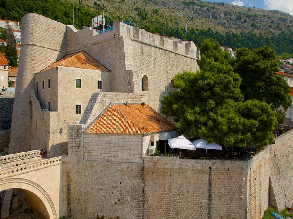 Revelin Fortress