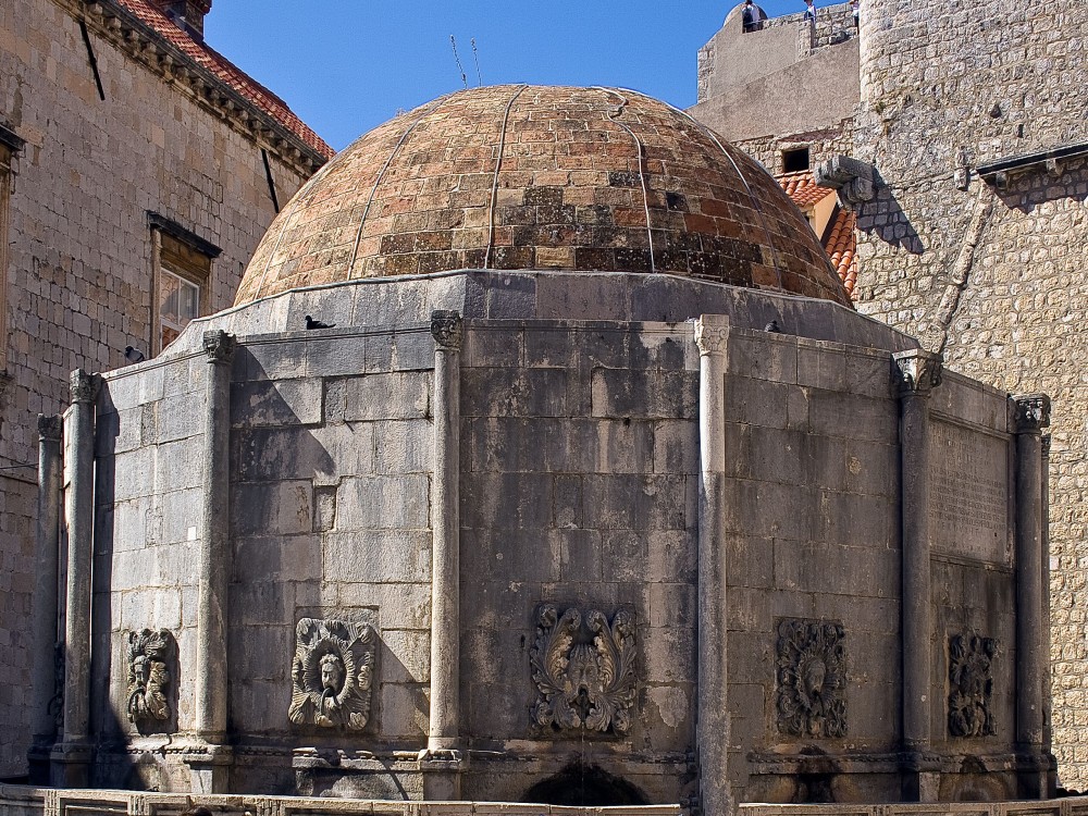 Onofrio's Fountain