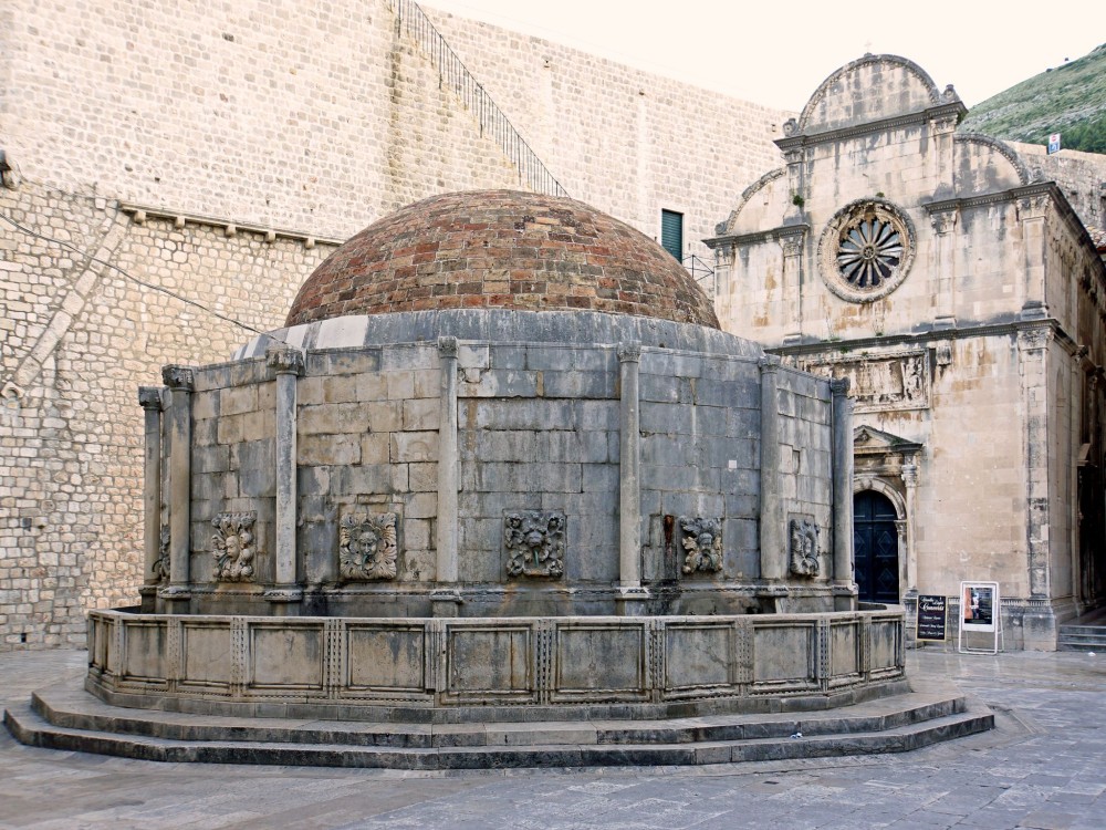 Onofrio's Fountain