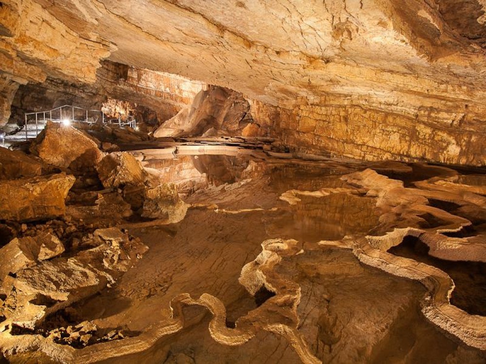 Vjetrenica Cave