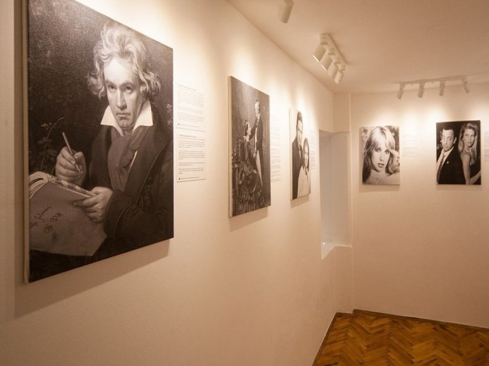 Love Stories Museum