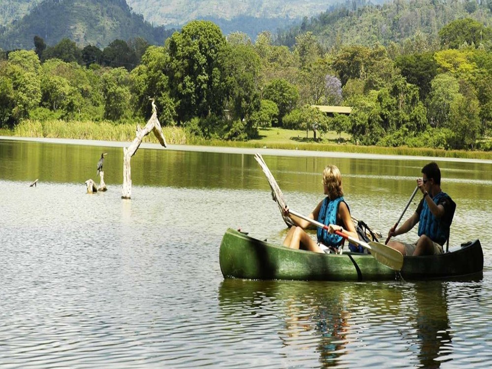 Lake Duluti