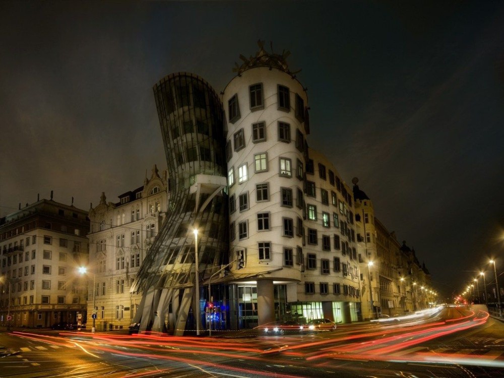 Dancing House