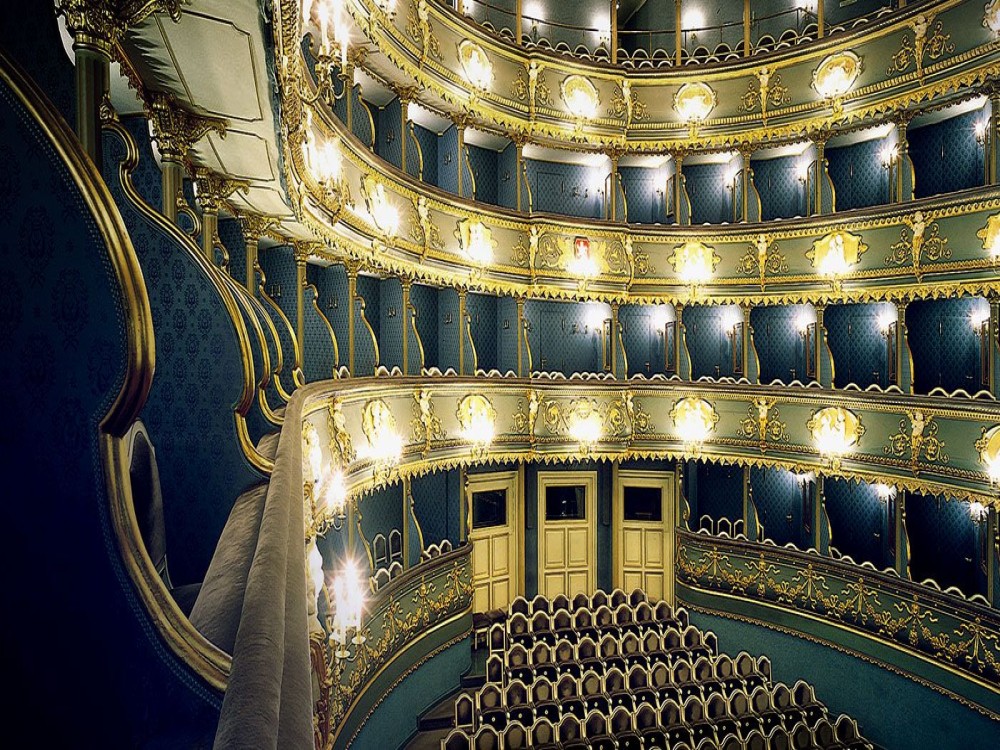 Estates Theatre