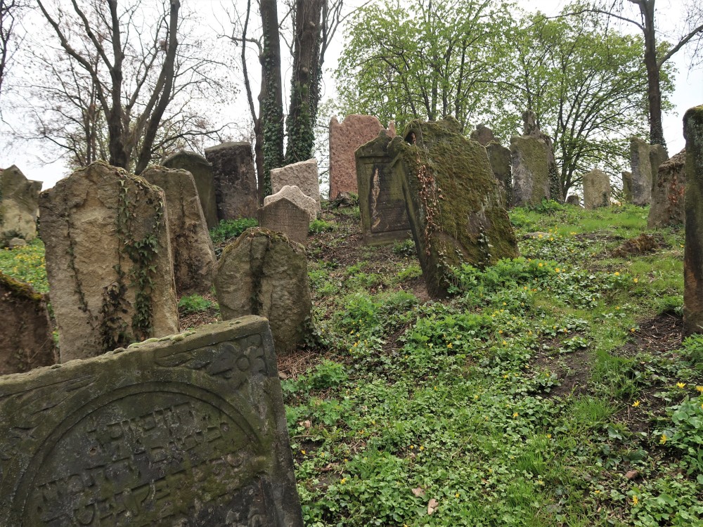 Old Jewish Cemetery