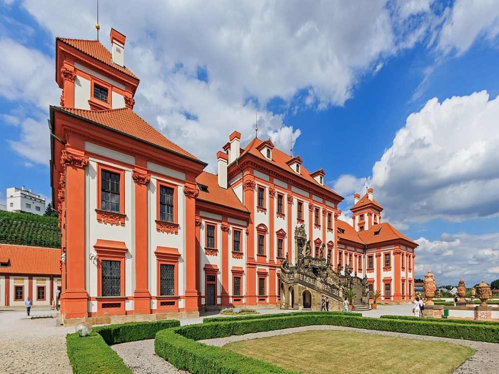 Troja Chateau 