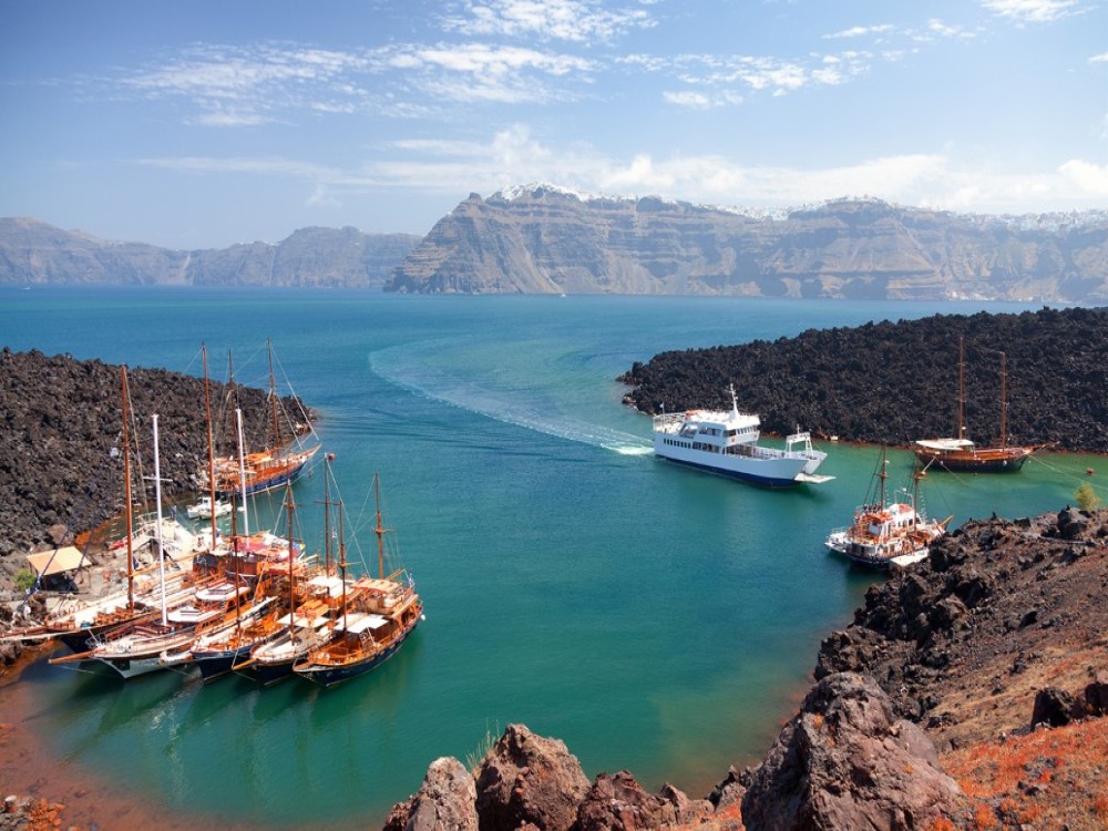 Nea Kameni