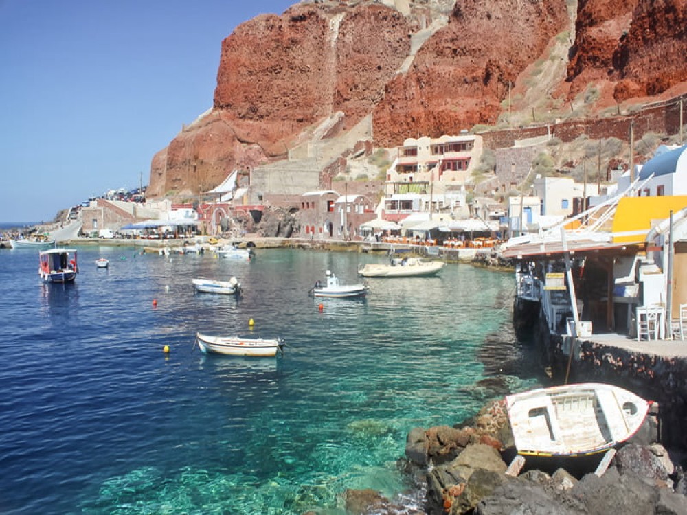 Amoudi Bay