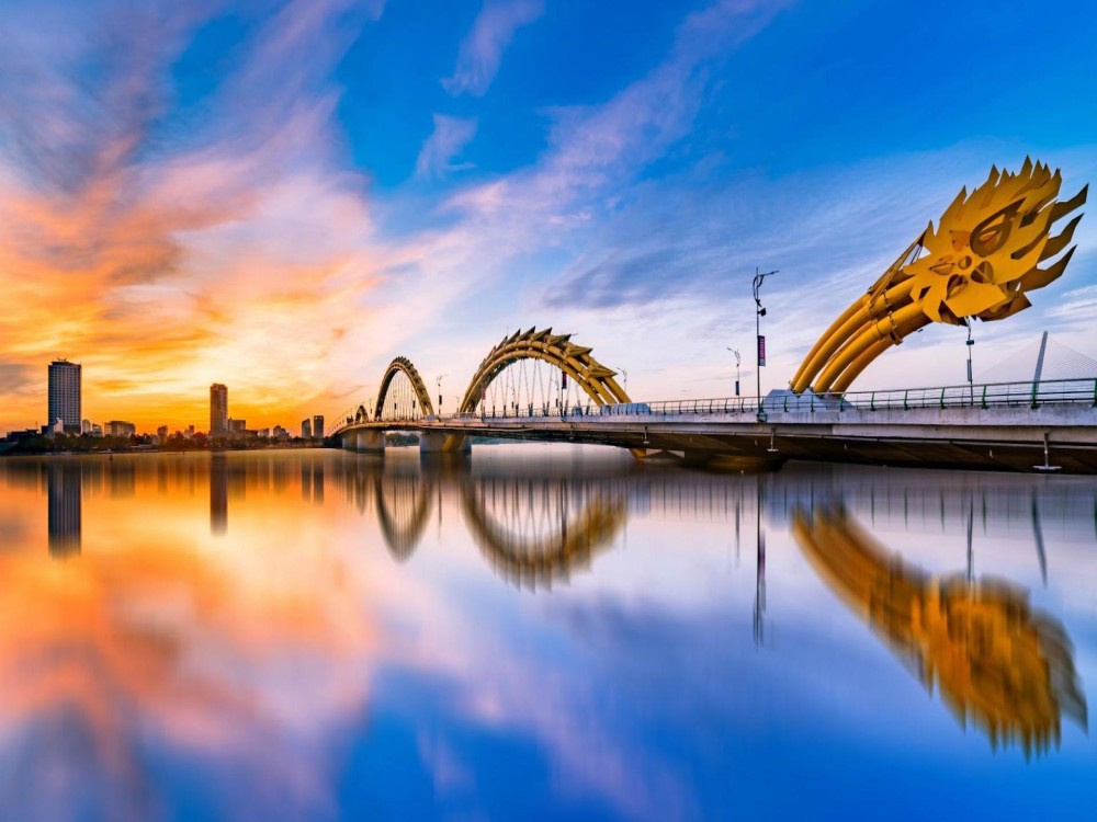Dragon Bridge 