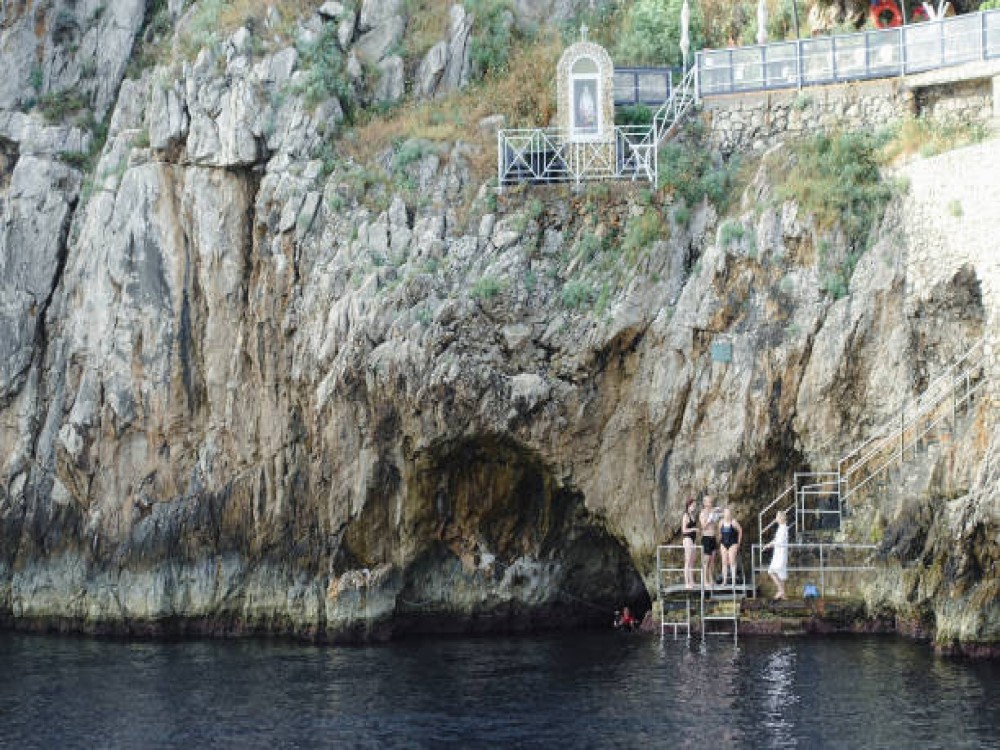 Blue Grotto (Grotta Azzurra)