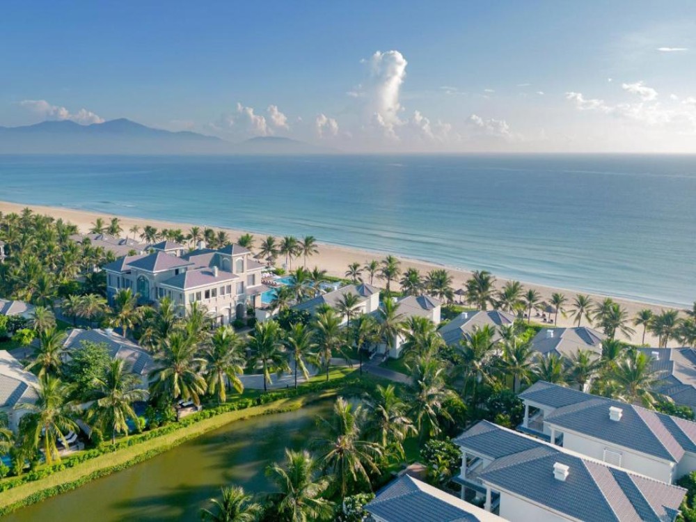 Non Nuoc Beach