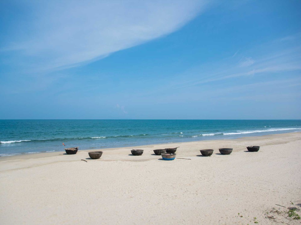 Non Nuoc Beach