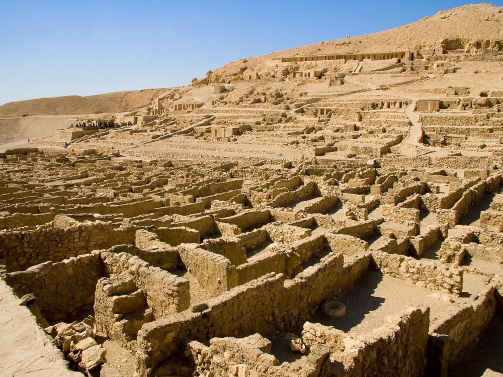 Deir el-Medina (Valley of the Artisans)