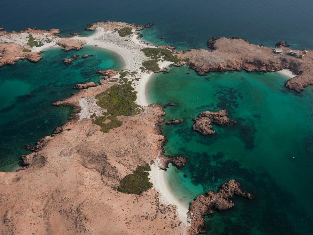 Dimaniyat Islands