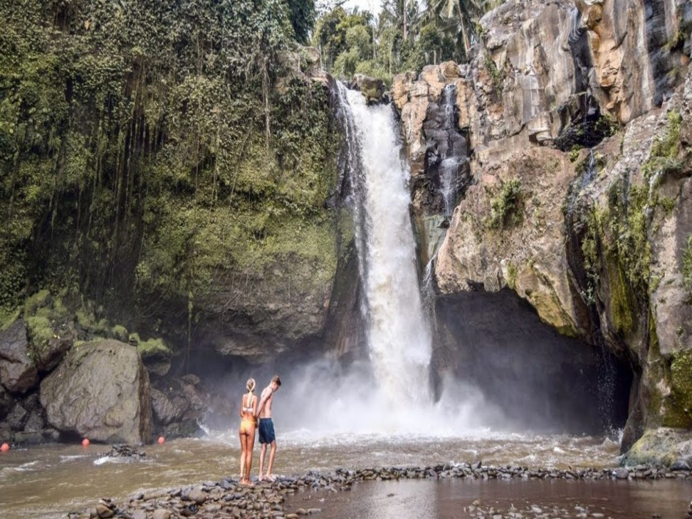 Tegenungan Waterfall