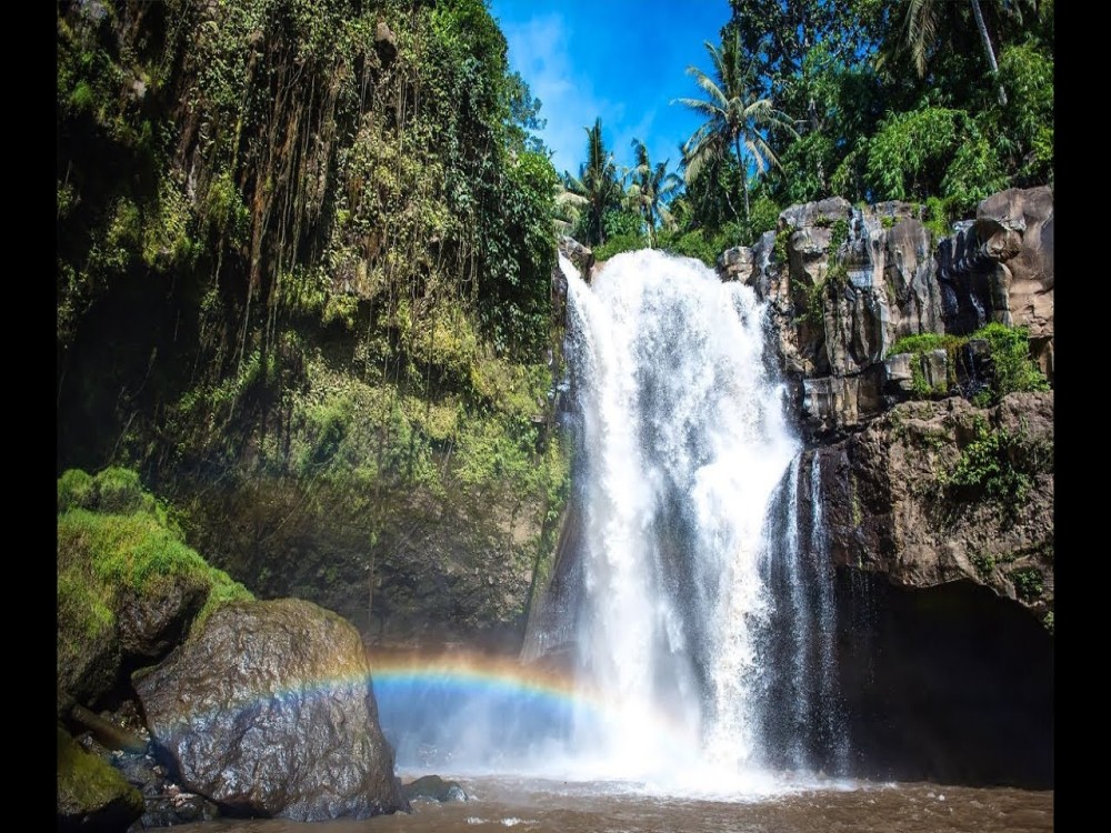 Tegenungan Waterfall