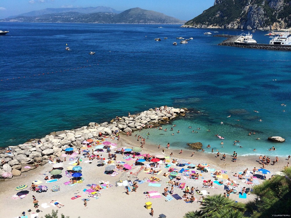 Spaggia Grande Beach