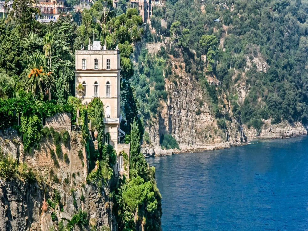  Villa Comunale di Sorrento 