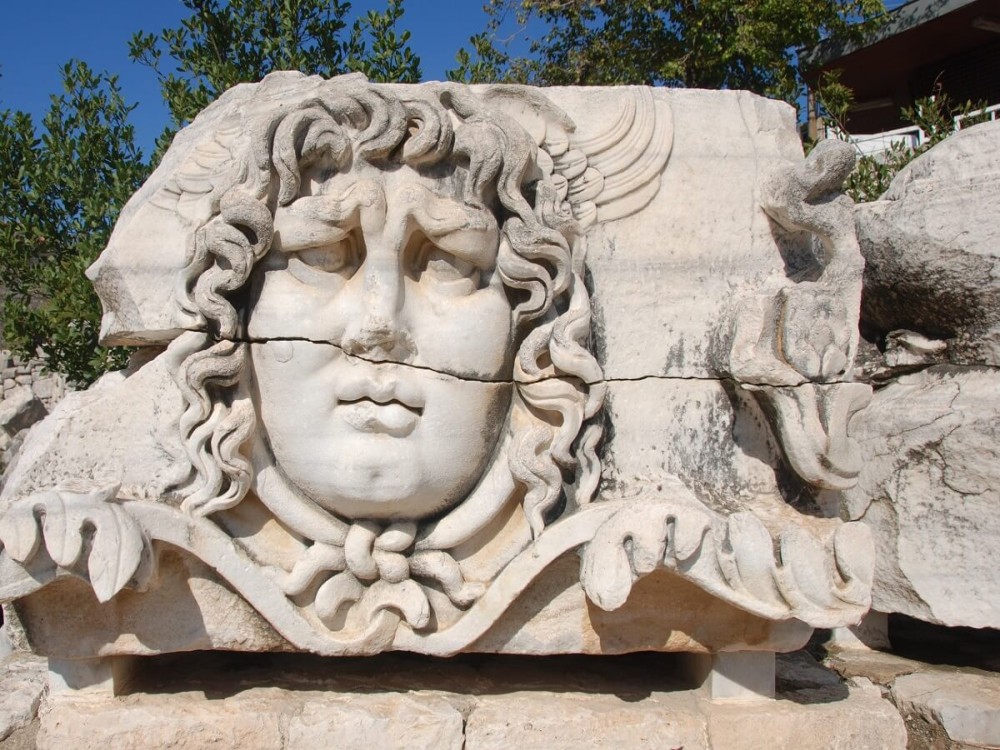 Didyma Tour: A Journey to the Ancient Oracle Temple from Didim