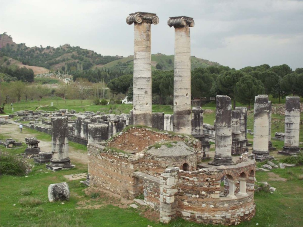 Sardis (Sart): A Glimpse into Ancient Glory