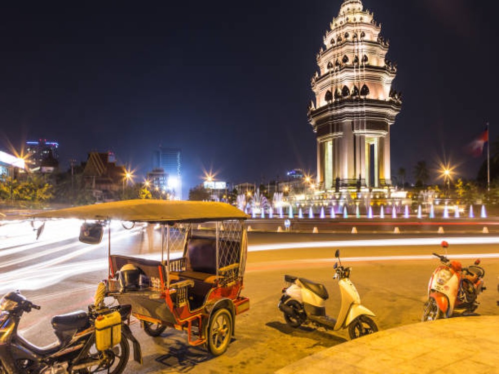 Phnom Penh Independence Monument