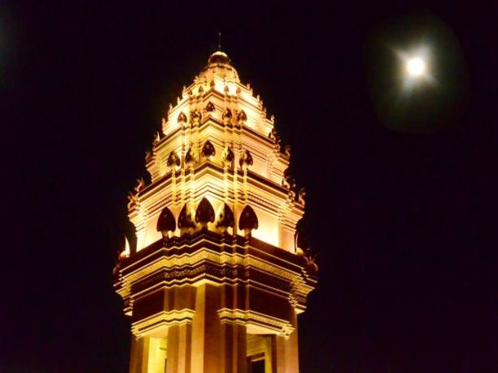 Phnom Penh Independence Monument