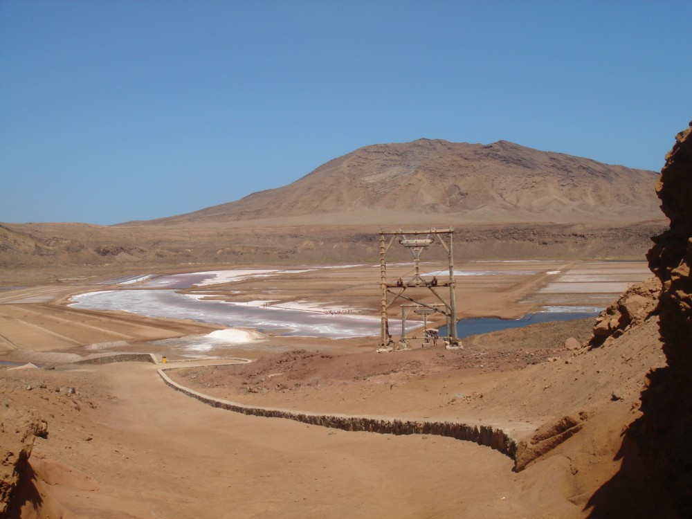 Pedra de Lume Salt Crater (Salinas de Pedra de Lume) 