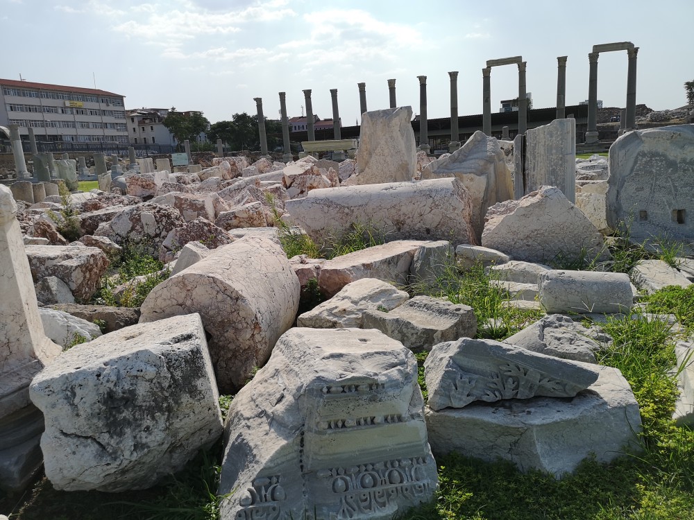 Agora