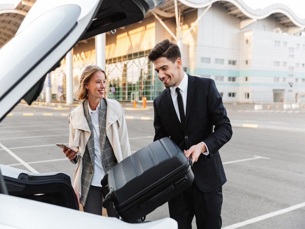 How long is a transfer from the airport to Marmaris