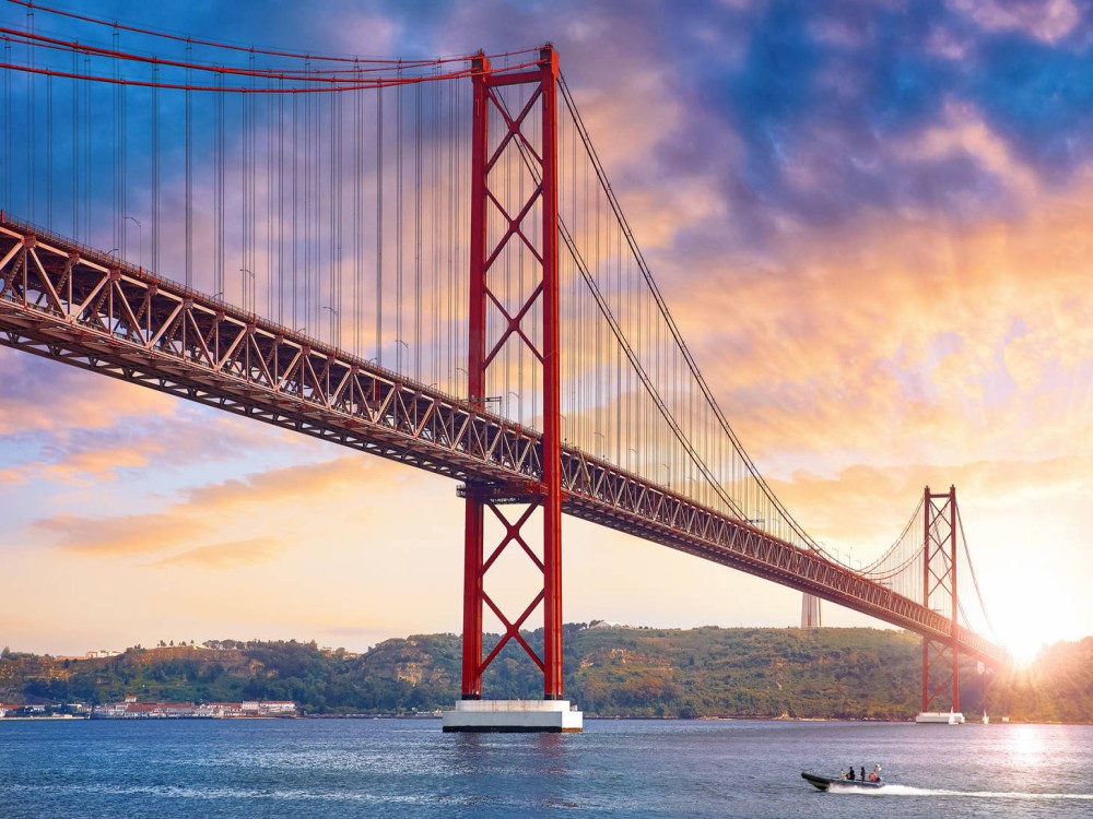 25th of April Bridge