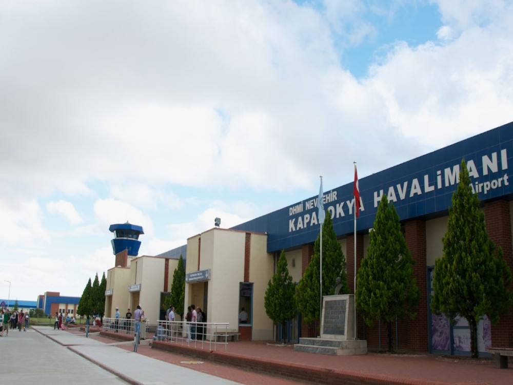 Which airport is best for Cappadocia?