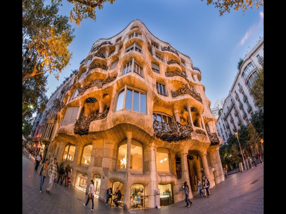 Casa Milà