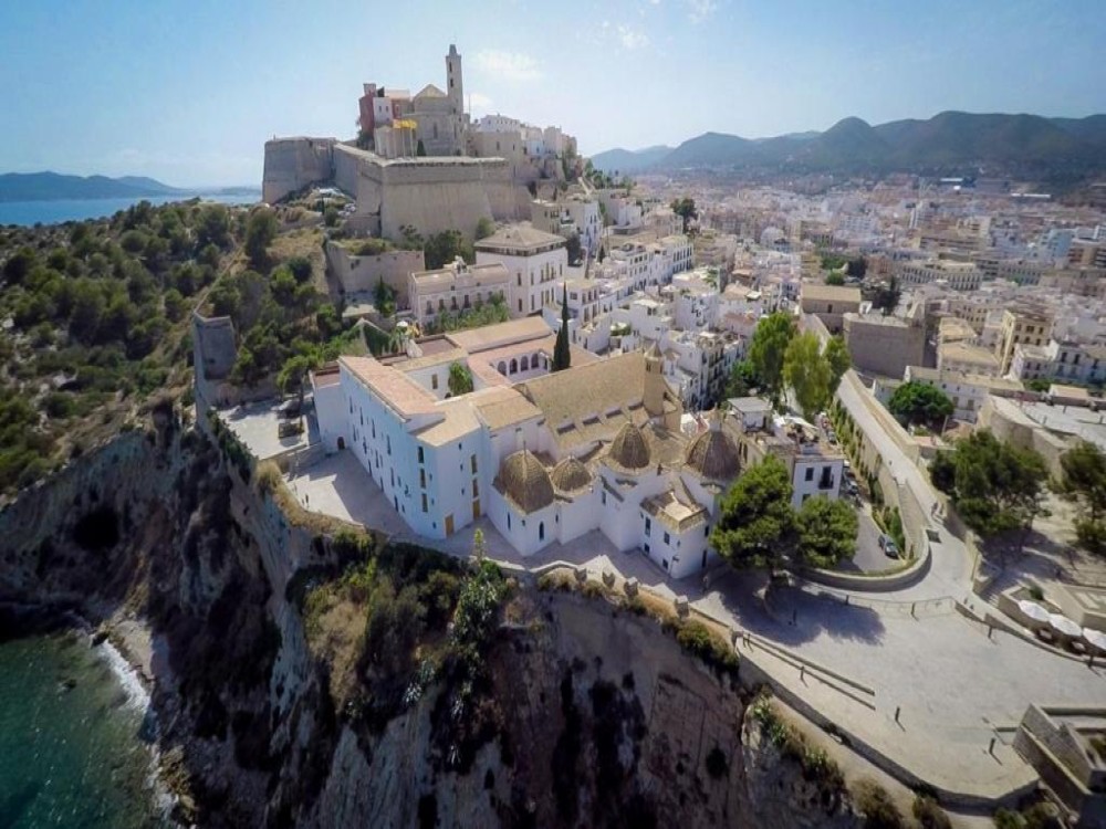 Dalt Vila